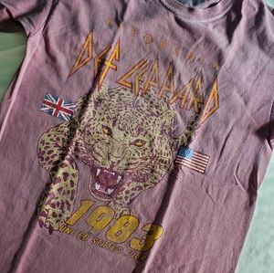 Def Leppard Graphic T-Shirt